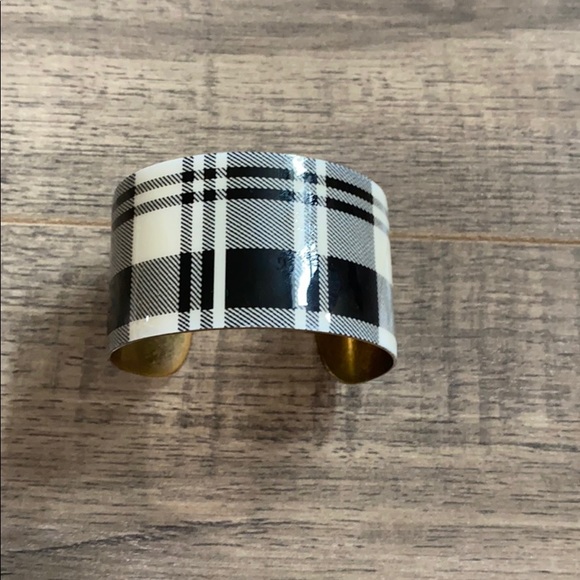 . Jewelry - Bracelet